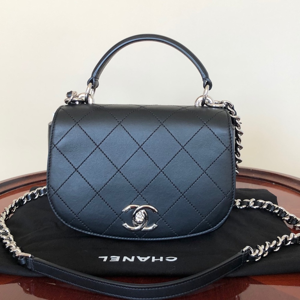 Authentic Chanel bag “ Ring My Bag “